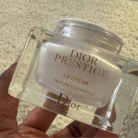 Brand new DIOR Prestige La Crème Texture Essentielle! - Picture 2 of 6